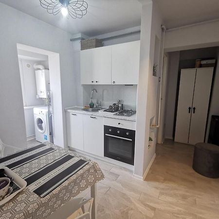 데바 Apartament Carla 아파트 외부 사진